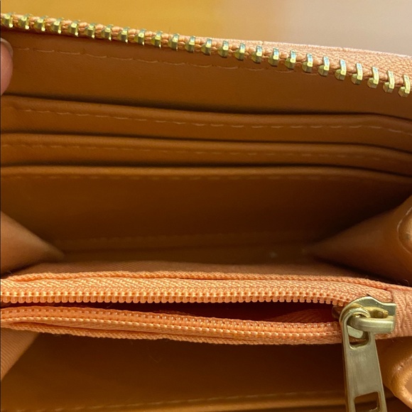 A New Day Wallet - Picture 5 of 5